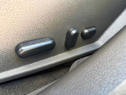 Used 2012 Ford Fusion SEL FWD image 19