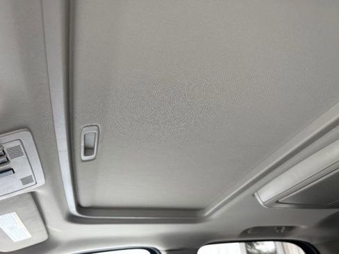 Used 2014 Chevrolet Tahoe LTZ AWD/4WD image 34