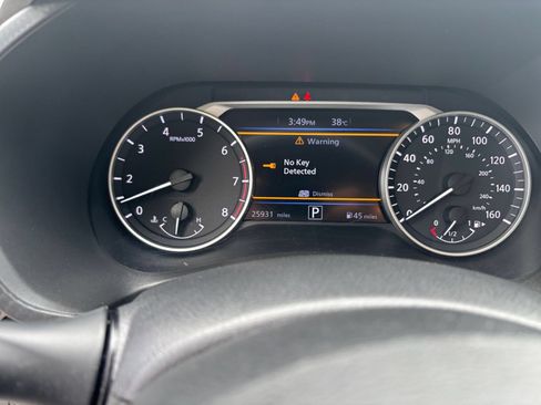Used 2025 Nissan Sentra SV FWD image 34