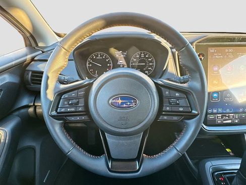 Certified 2025 Subaru Crosstrek 2.5i Limited w/ Crosstrek Mirror Package image 15