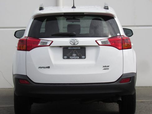 Used 2013 Toyota RAV4 XLE image 7