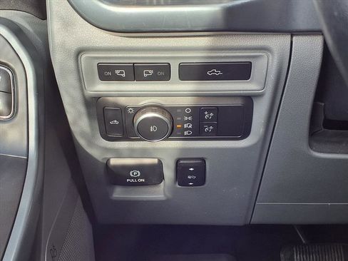 Used 2021 Ford F150 Lariat w/ Equipment Group 502A High image 20