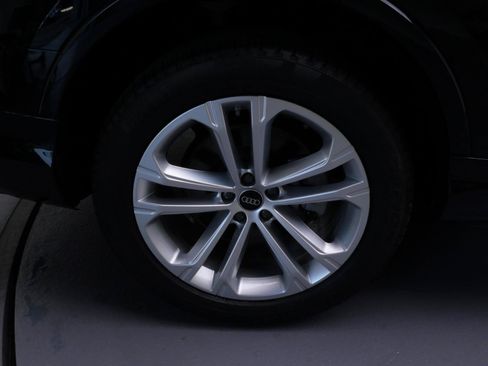 Used 2025 Audi Q7 2.0T Premium AWD/4WD image 7