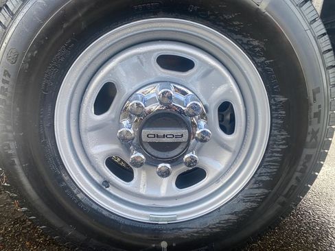 New 2026 Ford F250 XL w/ XL Chrome Package AWD/4WD image 25