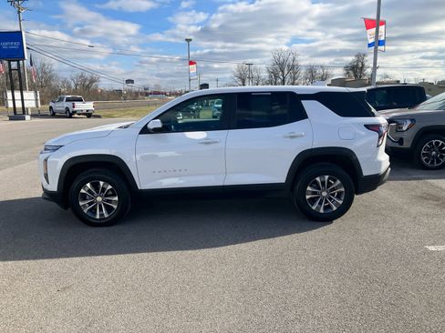 Certified 2025 Chevrolet Equinox LT image 4
