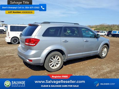 Used 2015 Dodge Journey SXT w/ Flexible Seating Group image 4