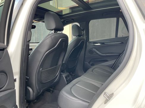 Used 2019 BMW X1 xDrive28i w/ Convenience Package AWD/4WD image 14