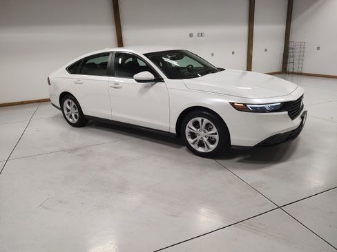 New 2026 Honda Accord LX image 2