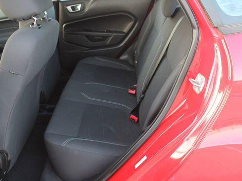 Used 2014 Ford Fiesta SE w/ SE Fuel Economy Package image 3