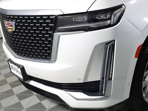 Used 2024 Cadillac Escalade ESV Premium Luxury w/ LPO, Floor Liner Package AWD/4WD image 48