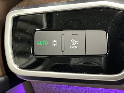 Used 2025 Audi A6 2.0T Premium AWD/4WD image 32