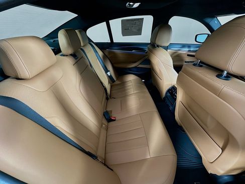 Used 2023 BMW 530e xDrive w/ Premium Package AWD/4WD image 35