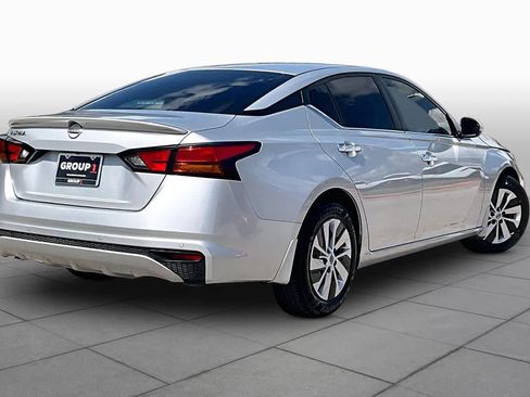 Used 2023 Nissan Altima 2.5 S FWD image 13