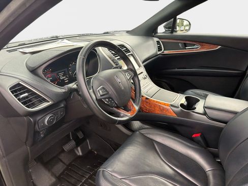 Used 2018 Lincoln MKX Reserve FWD image 23