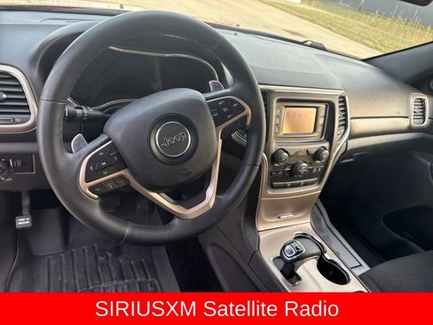 Used 2014 Jeep Grand Cherokee Laredo w/ Security & Convenience Group image 14