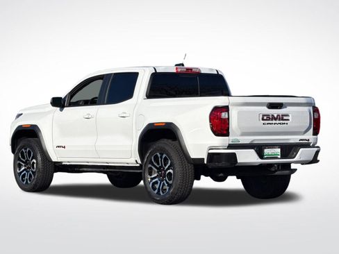Used 2025 GMC Canyon AT4 w/ Nightfall Edition image 5
