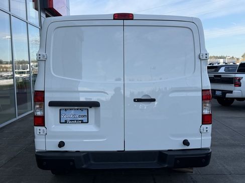 Used 2020 Nissan NV 1500 SV image 9