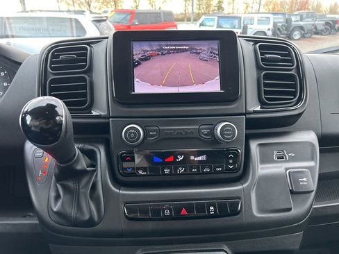Used 2025 RAM ProMaster 2500 w/ Storage Group image 14