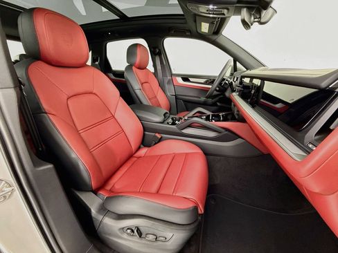 New 2026 Porsche Cayenne AWD/4WD image 29