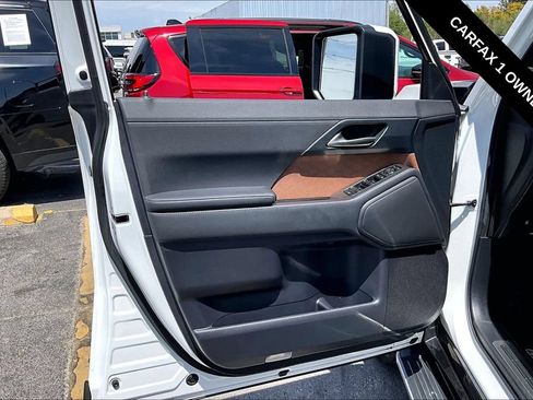 Used 2024 Lexus GX 550 w/ Cold Area Package AWD/4WD image 20
