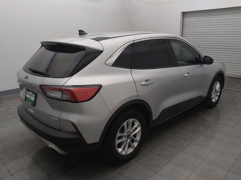 Used 2020 Ford Escape SE FWD image 9