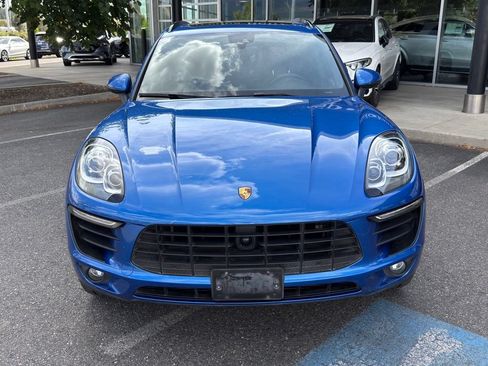 Used 2018 Porsche Macan AWD/4WD image 3