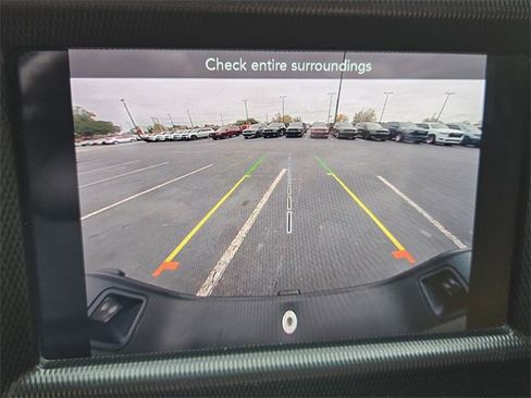 Used 2023 Jeep Gladiator Sport image 10