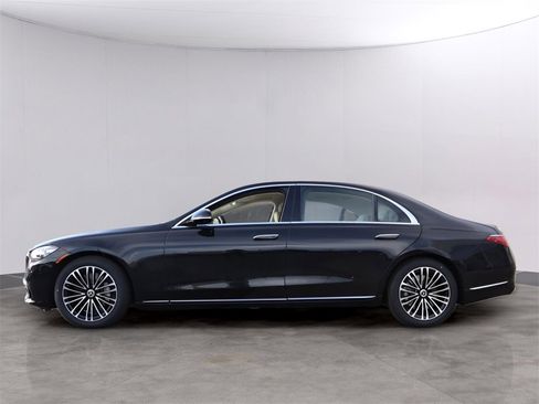 New 2026 Mercedes-Benz S 580 4MATIC Sedan image 4
