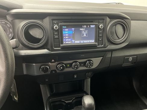 Used 2019 Toyota Tacoma SR5 image 14