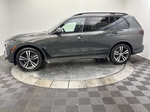New 2026 BMW X7 xDrive40i w/ M Sport Package image 16