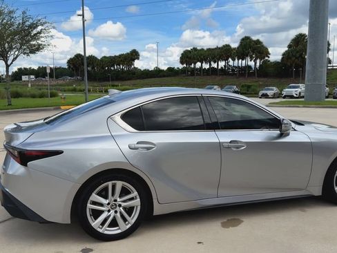Used 2023 Lexus IS 300 w/ Comfort Package RWD image 9