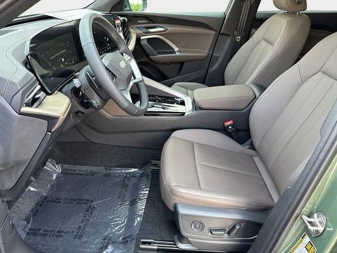 Certified 2025 Audi Q5 Premium Plus w/ Premium Plus image 16