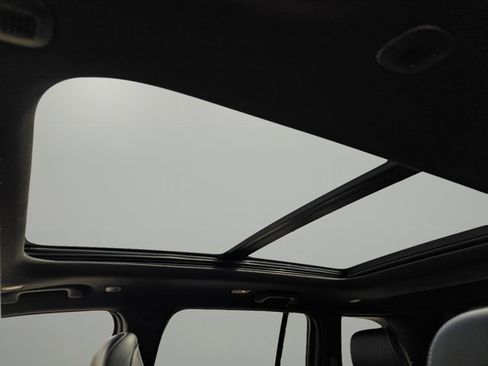 New 2025 Jeep Grand Cherokee Limited w/ Luxury Tech Group II image 20