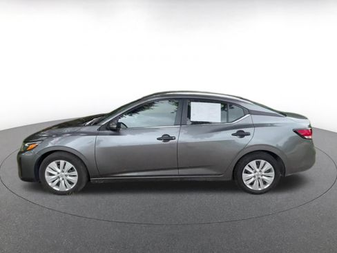 Used 2025 Nissan Sentra S FWD image 9