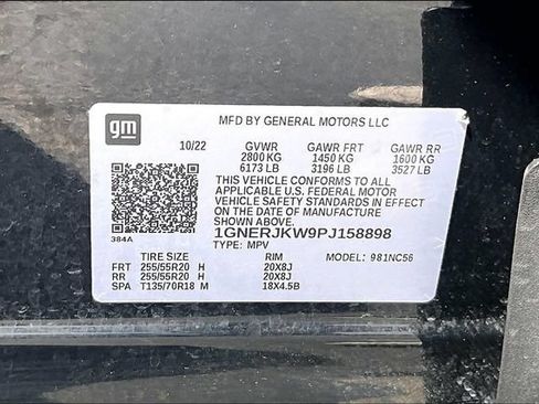 Used 2023 Chevrolet Traverse RS FWD image 30