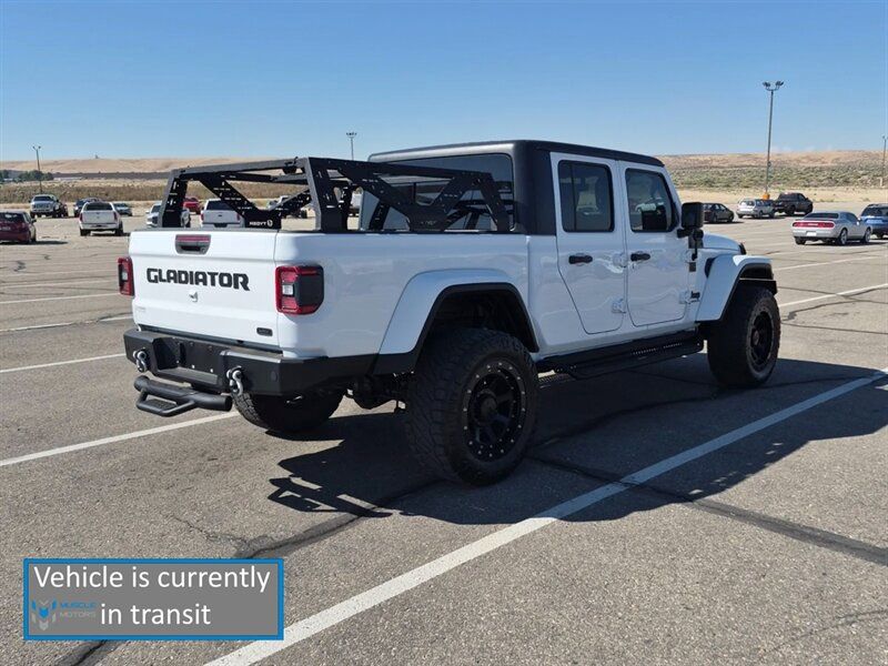Used 2020 Jeep Gladiator Overland AWD/4WD image 6