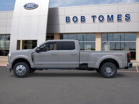 New 2026 Ford F450 Platinum w/ Platinum Plus Package image 3