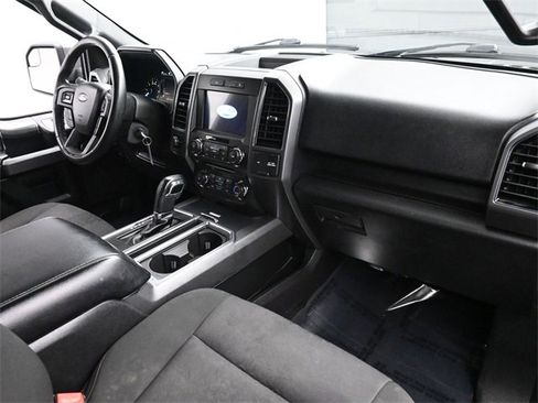 Used 2018 Ford F150 XLT w/ Equipment Group 302A Luxury image 20