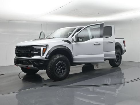 Used 2025 Ford F150 Raptor w/ Equipment Group 803A Raptor R AWD/4WD image 34