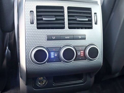 Used 2017 Land Rover Range Rover Sport HSE Dynamic image 31