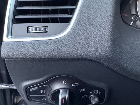 Used 2015 Audi SQ5 Premium Plus image 32