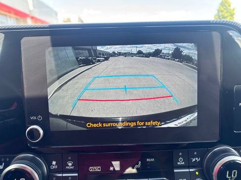Certified 2025 Toyota Highlander XSE AWD/4WD image 21