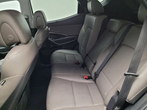 Used 2017 Hyundai Santa Fe Sport image 18