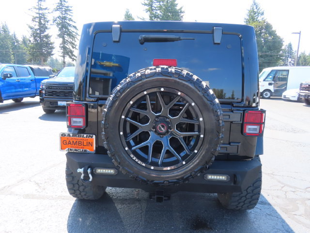 Used 2018 Jeep Wrangler Unlimited Sahara AWD/4WD image 7