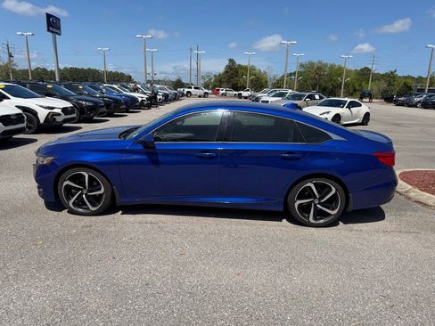 Used 2019 Honda Accord Sport image 10