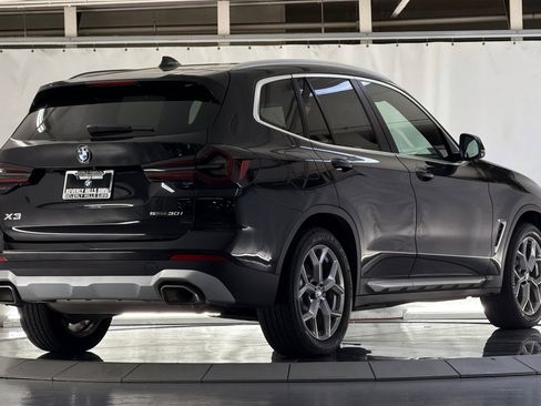 Used 2023 BMW X3 sDrive30i w/ Premium Package image 9