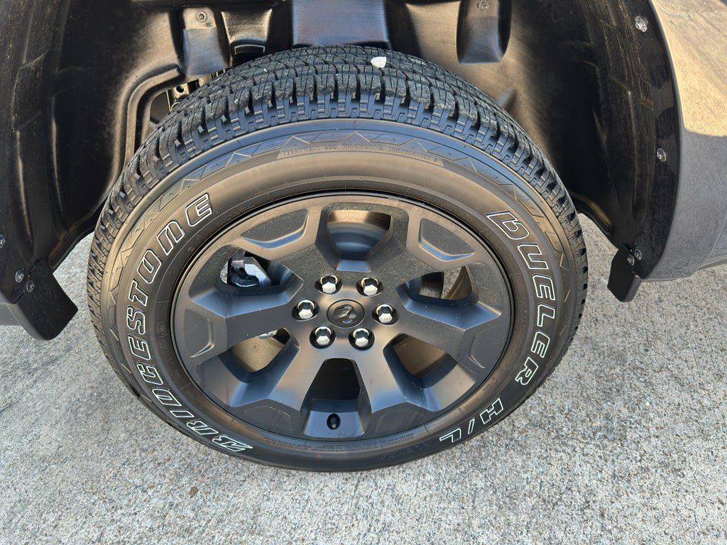 New 2026 RAM 1500 Big Horn AWD/4WD image 9