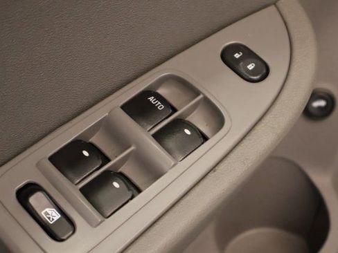 Used 2008 Chevrolet Malibu LS image 11