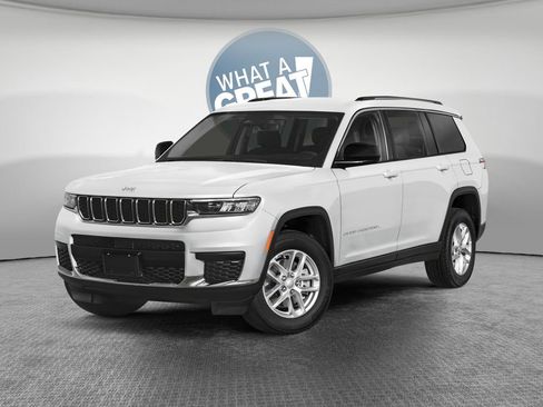 New 2025 Jeep Grand Cherokee L Limited w/ Black Appearance Package AWD/4WD image 2