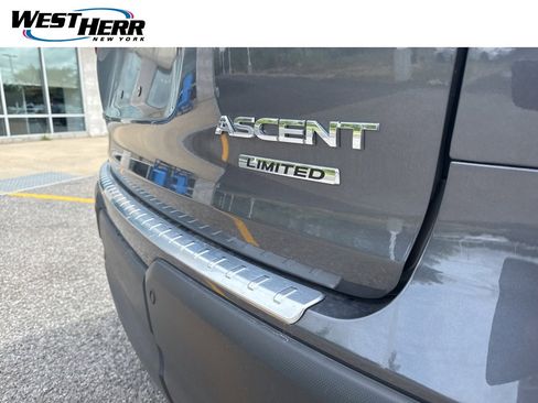 Used 2024 Subaru Ascent Limited image 8